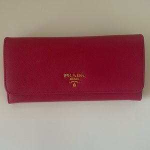 Prada pink saffiano leather wallet